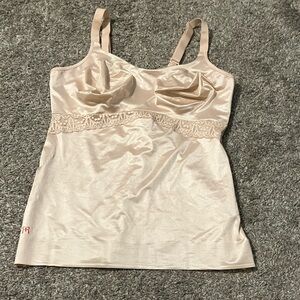 NWOT Ruby Ribbon Nude Satin Shapewear Camisole size 42
